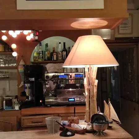 Hotel Restaurant De La Plage *