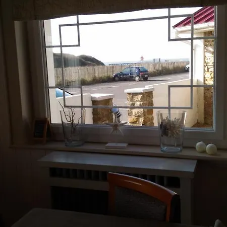 Restaurant De La Plage Hotel *